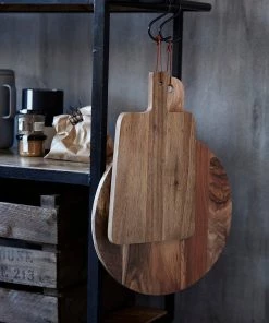 Madam Stoltz Walnut Chopping Board (2 Sizes Available) 9 Madam Stoltz Walnut Chopping Board (2 Sizes Available)