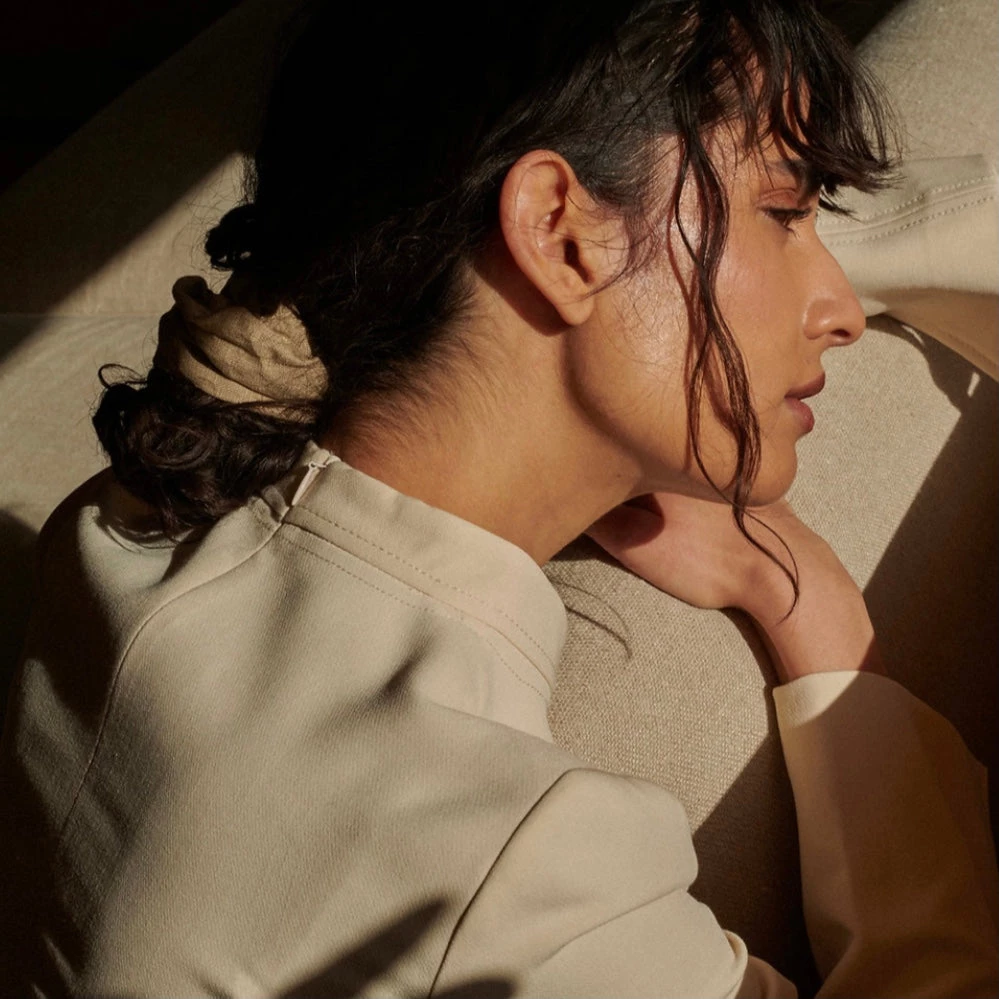 Monk & Anna Linen Scrunchie - Pistachio 4 Monk & Anna Linen Scrunchie - Pistachio