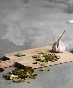 Madam Stoltz Walnut Chopping Board (2 Sizes Available)