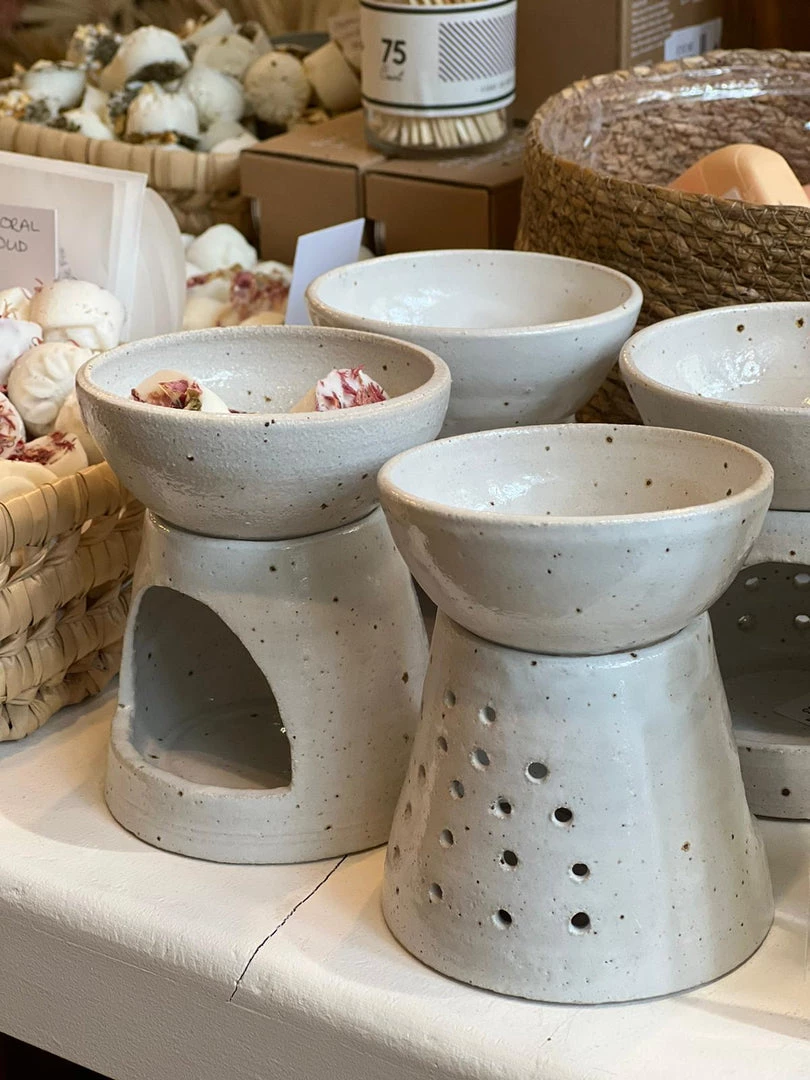 Kate Brigden Ceramics Handmade Ceramic Oil Burner With Speckled Glaze 3 Kate Brigden Ceramics Handmade Ceramic Oil Burner With Speckled Glaze