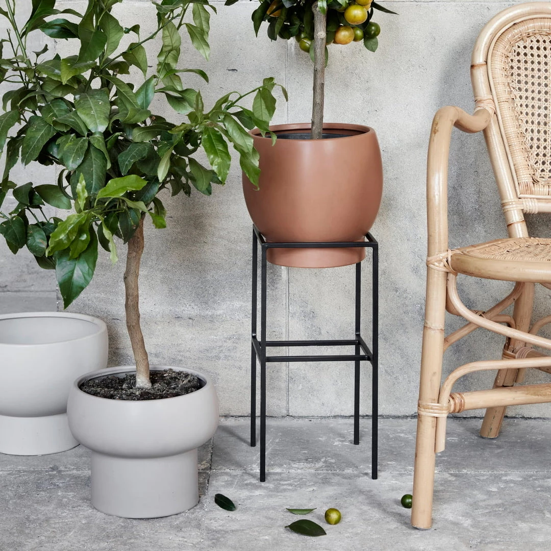 Broste Plant Pots Tan Stoneware Plant Pot (Indian Tan) 4 Broste Plant Pots Tan Stoneware Plant Pot (Indian Tan)